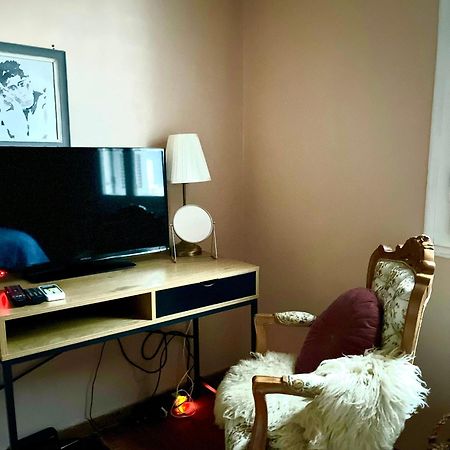 Retro Apartment Patras Extérieur photo