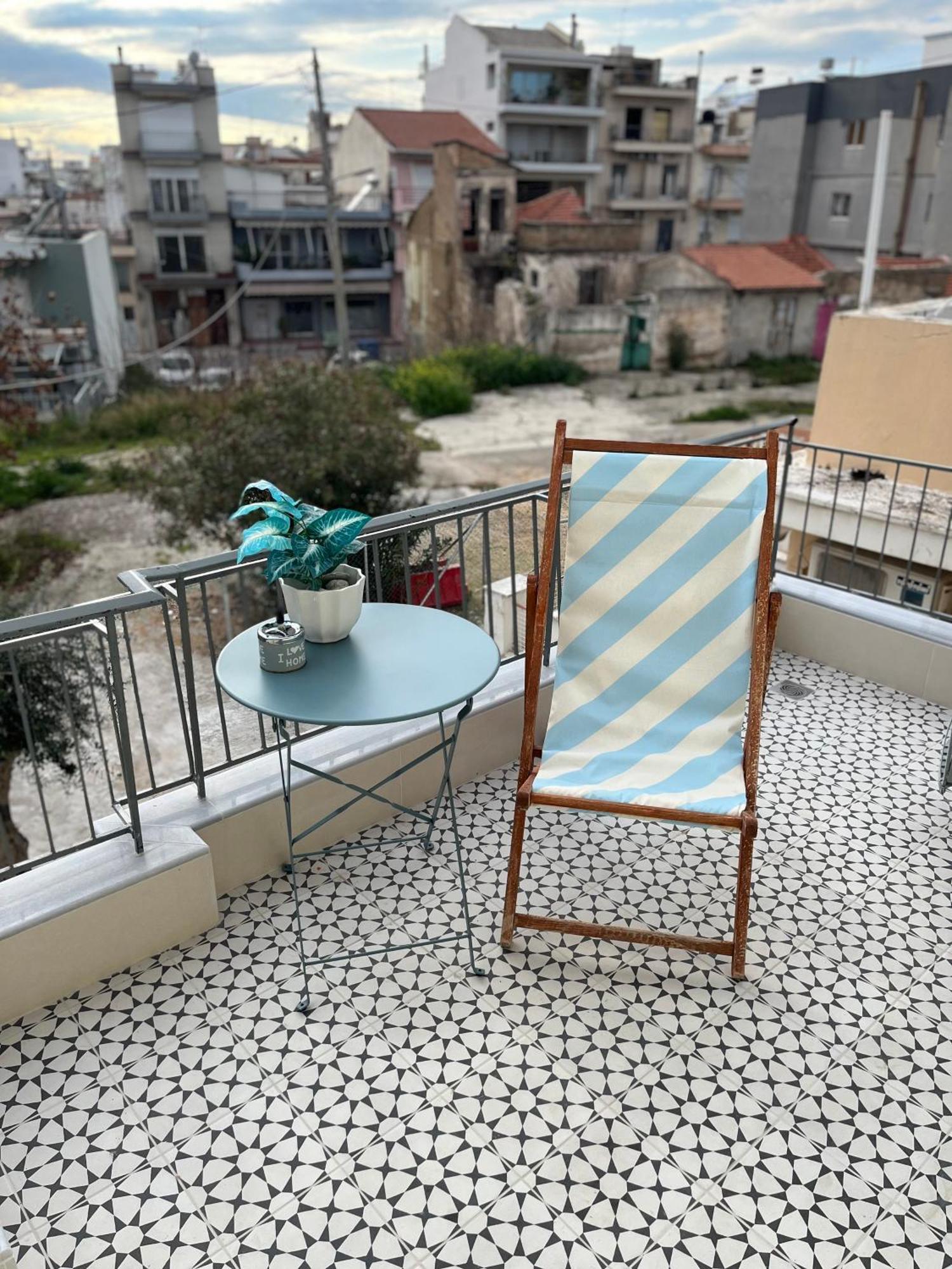 Retro Apartment Patras Extérieur photo